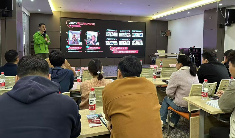 1733884549537042275.png 00008.png